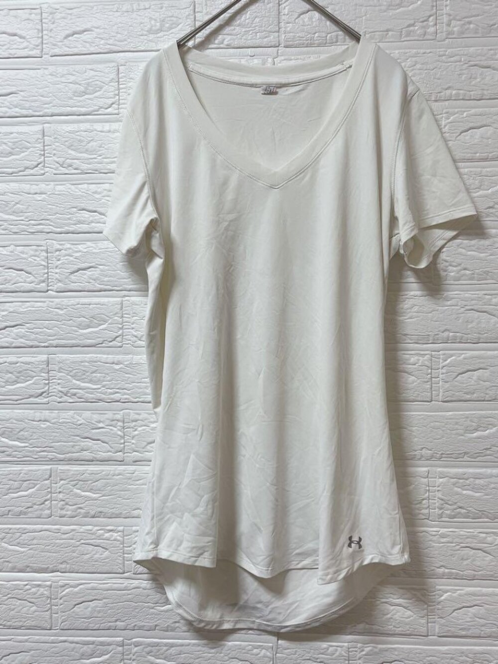 Armour T-Shirt V-neck Short Sleeve Plain White